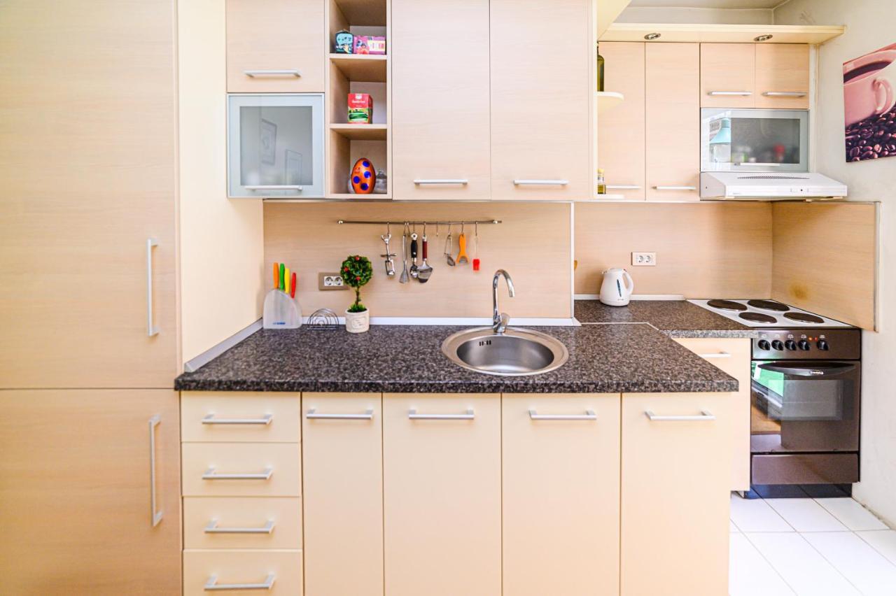 Cute And Cozy Studio With Cathedral View-Excellent Location SJJ Buitenkant foto