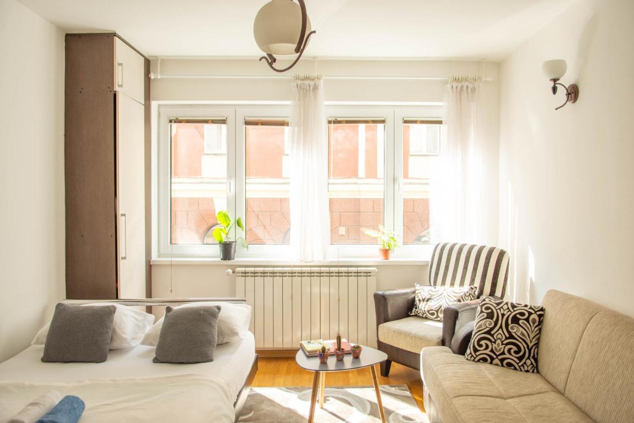 Cute And Cozy Studio With Cathedral View-Excellent Location SJJ Buitenkant foto
